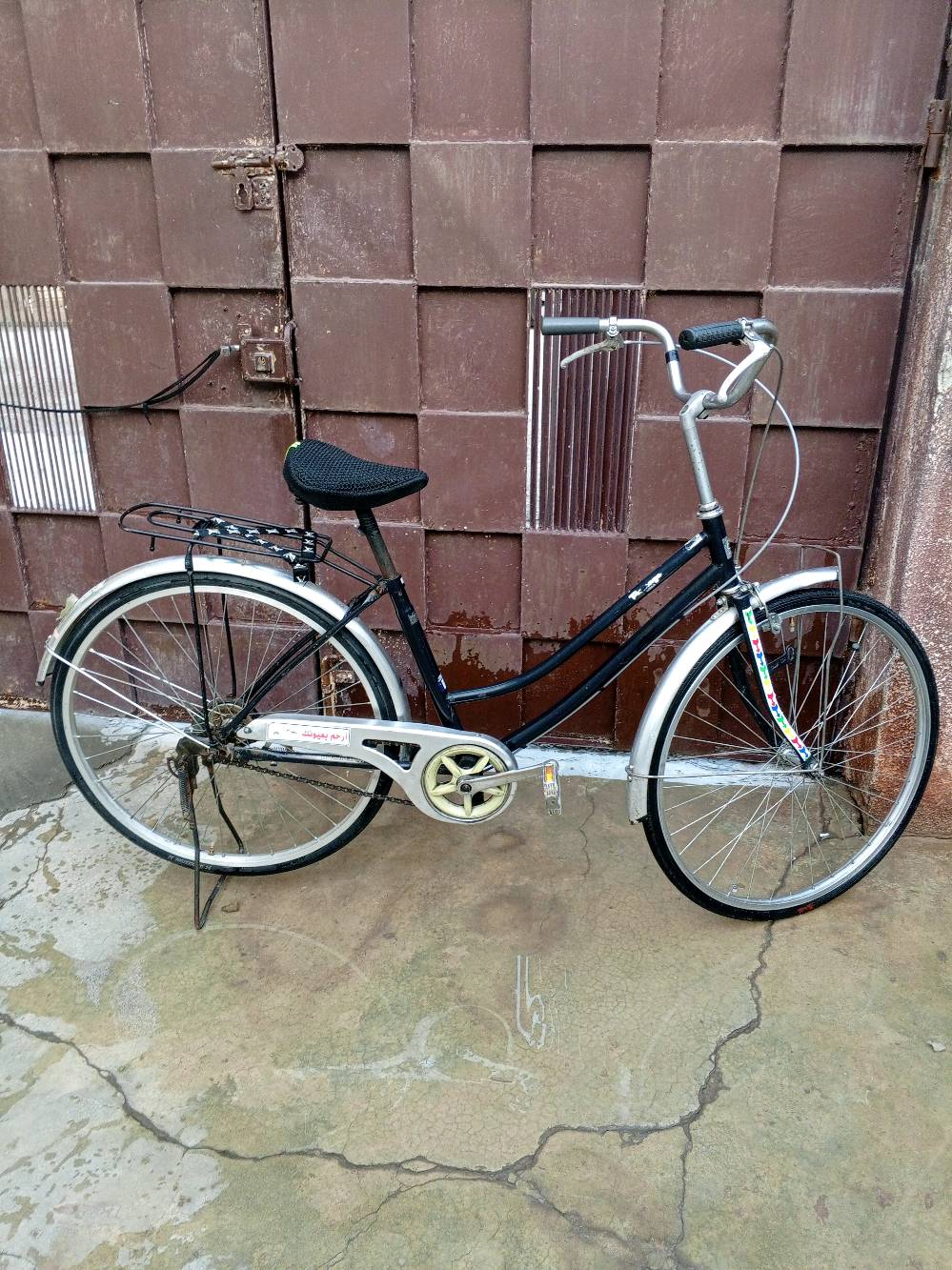 السلام عليكم بايسكل للبيع 🚲 ياباني اصلي حجم 26 نضافه فول ما بي اي نقص شرط الفحص وياله عدله بريكات شغاله كله وضع الشركه چوابه اليوم شادهن السعر 80بي مجال المكان كركوك واحد حزيران الرقم التواصل ***********بي واتساب