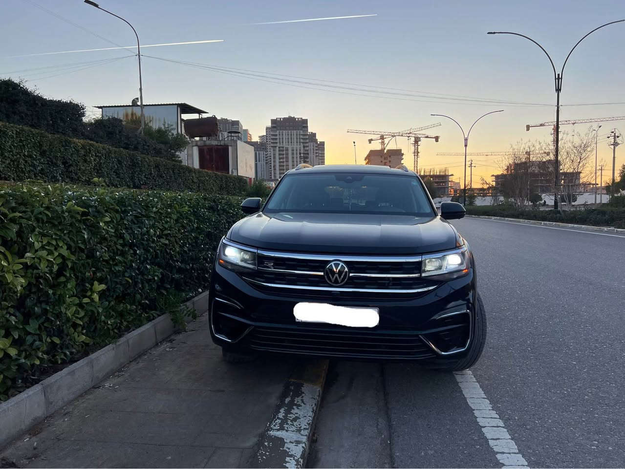 Volkswagen atlas family 2022
Sel R line premium
 يه ك ده رگاي بيلاد گوراوه فول فول فول مواسه فاته له اطلس

1V2FR2CA2NC531432
اوه ش ره قه م شانسي
*********** أربيل, العراق
