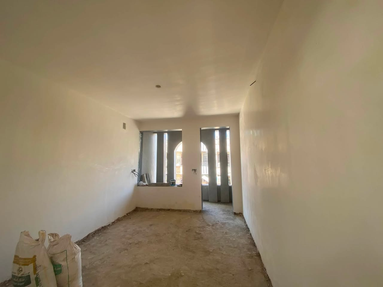 خلفه جص وبورك وتشميع شغل مساطر ب اليزر حته السكف مساطر  متفرغ(ملاحضه)تنطي بيت نضيف تستلم بيت نضيف بغداد ونشتغل بكل مناطق بغداد ***********
