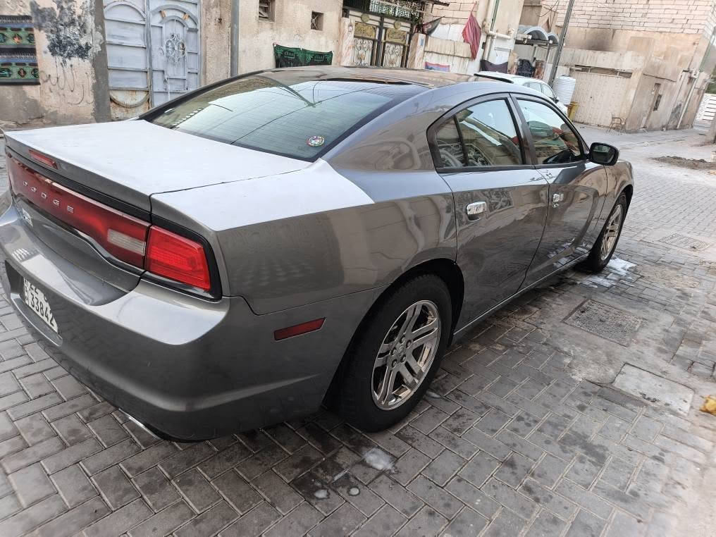 دوج جارجر أربيل 2011 رقم جديد سنويه نتهت قبل شهر بيها جاملغ صبغ مع تبديل قطعتين سياره بديها يخبل موس مكينه كير تبريد حداده تاير باتري براد جديد جاهزه عاوزها صبغ دعاميه رقمي *********** البصرة, العراق
