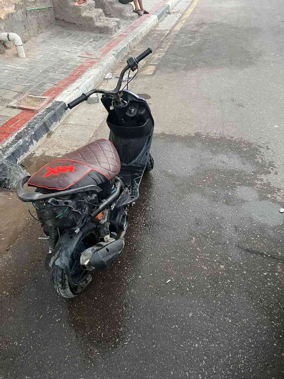 السلام عليكم ماكس عدله للبيع سعر280 قفل 
 مكينه مفتوحه ناعمه شلعه ومعدل 
كهربائياتهة يرادلهة ترتيبات ضفيرتهة نضيفه 
مكاني كربلاء حي العامل مول الباقر او بانزين القادسيه
رقم ***********

