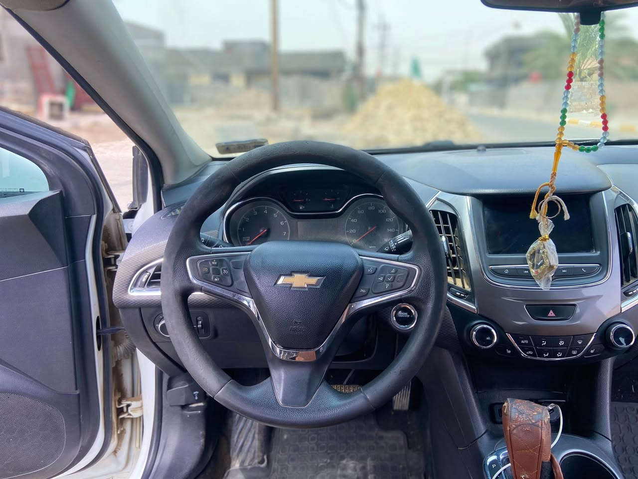 السلام عليكم
سياره كروس شولفير امريكي للبيع 

الموديل الجديد 2019

محرك 1400 تيربو 
تبرريد ثلج
بية ضرر بسيط بلباب الخلفي
رقم واسط تحويل ثاني يوم 

هذا رقمي للتواصل على السعر ***********

بيع مستعجل كلش
