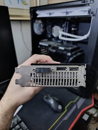 RX580 • 8GB • HDMI معطّل