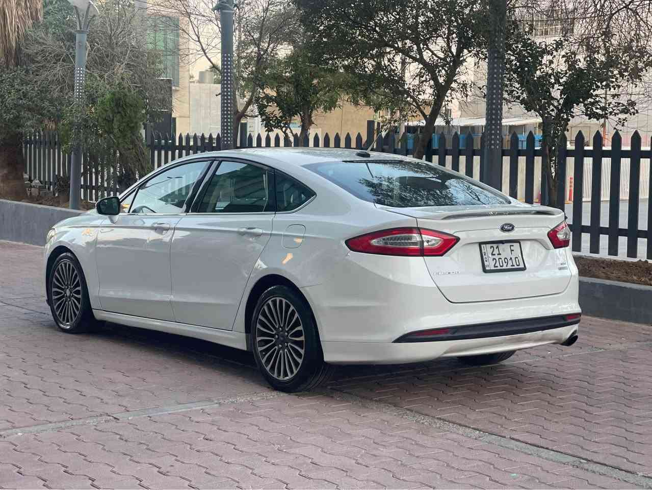 Ford fusion SE 2016
فۆرد ڤیوژن 
مۆدێل ٢٠١٦ 
موەاسەفات se 
شاشە گەورە  
ھەردو کوشنی پێشەوە کارەبای 
تەبرید ساردو گەرم بەشەرت 
ئاوێنە هیتەرو ئیشارەت 

سەیارەکە ٢ پارچەی بۆیاخە دەرگاو چەمەلەغ
سەنەوی تازەیە
نرخ ٨٩ وەرەقە
ناونیشان: سلێمانی 
***********

Ford fusion 2016 SE    

‎مواصفات ( شاشە کبیرە - تحدید سرعە - کشنات کهربائی - تبرید مرکزی زینون - کامیرا - و بعد هوایە مواصفات )

——————————————————————————————

‎الظرر جاملخ خلفی و باب صبغ بدون دواخل   

‏‎کیر و محرک و کهربائی و صدر و کلشی مکفول  مابی ای خلل و 
—————————————————————————————— 
‎فحص و هزە جدیدە و رقم جدیدە حتی ٢٠٢٨ باسمی تحویل 
‎نفس الیوم موجود

‎🌆مکان سلیمانیییە       💵سعر 89ورقە و مجال      📲*********** السليمانية, العراق
