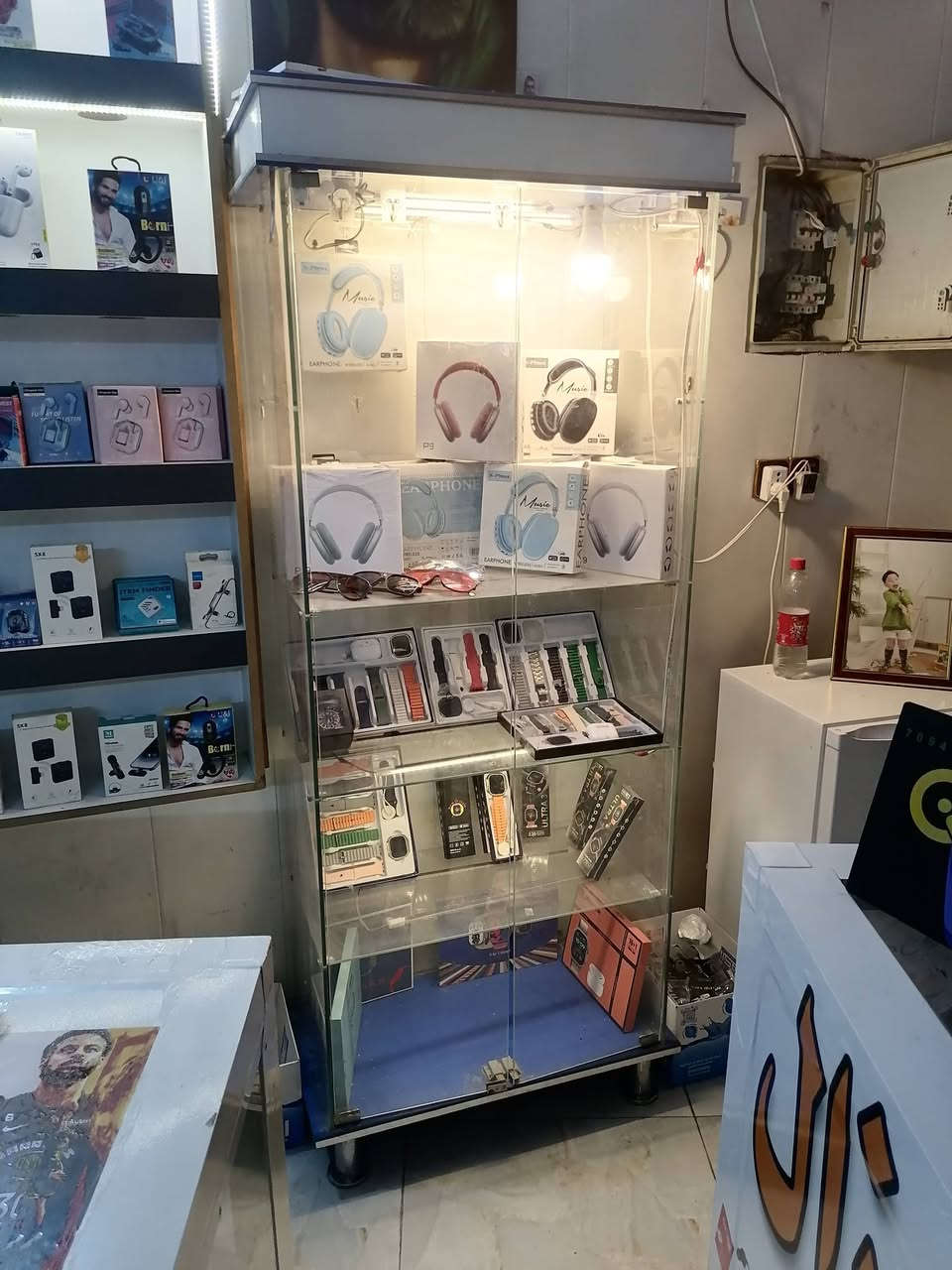 عارضه جام ارتفاع 180عرض 70 نضيفه كلش تنفتح وتنشد عادي مكاني كربلاء حي العباس توصيل ماعدي ***********
