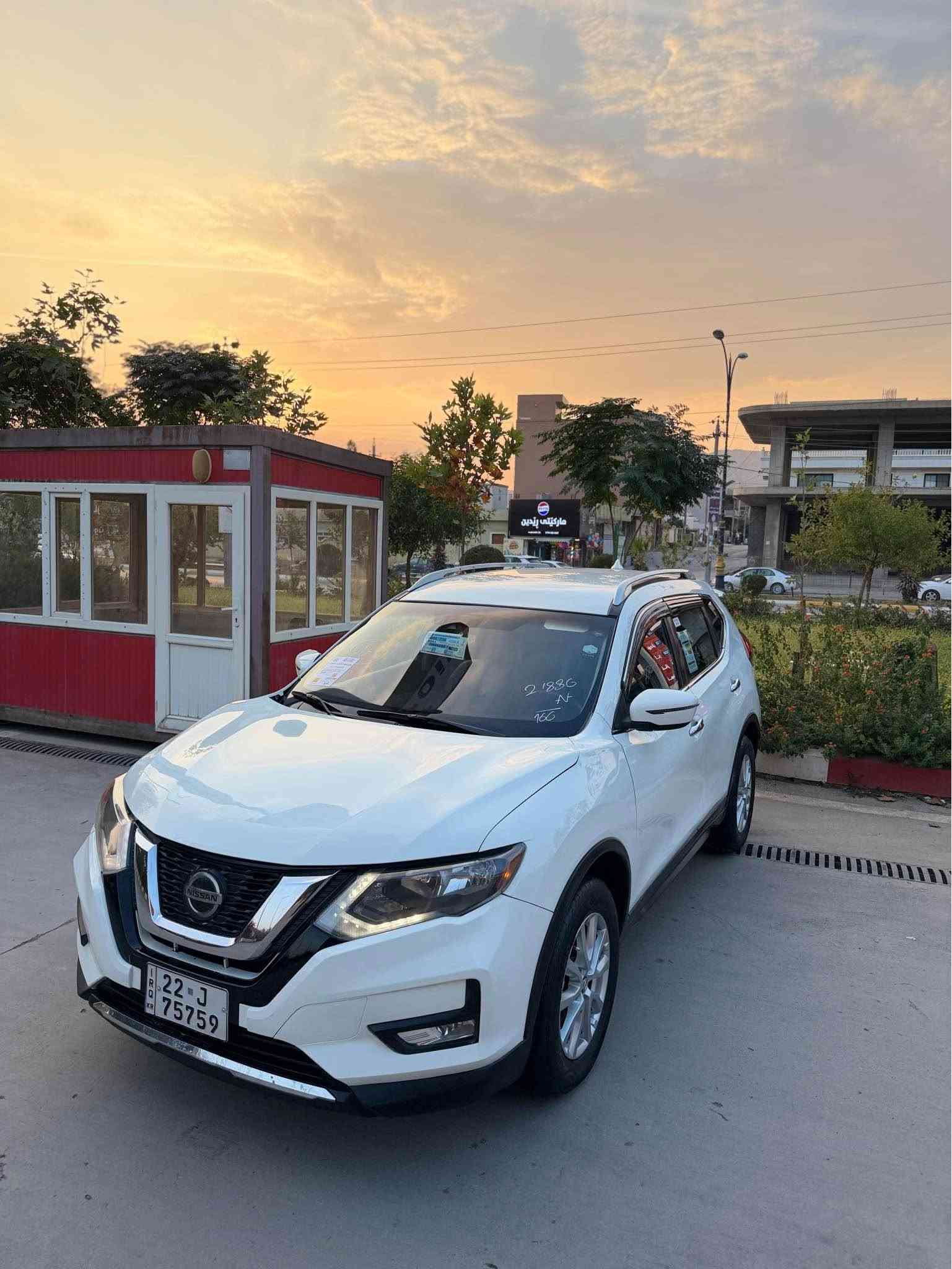 نيسان روگ • ٢٠٢٠ • فول SV