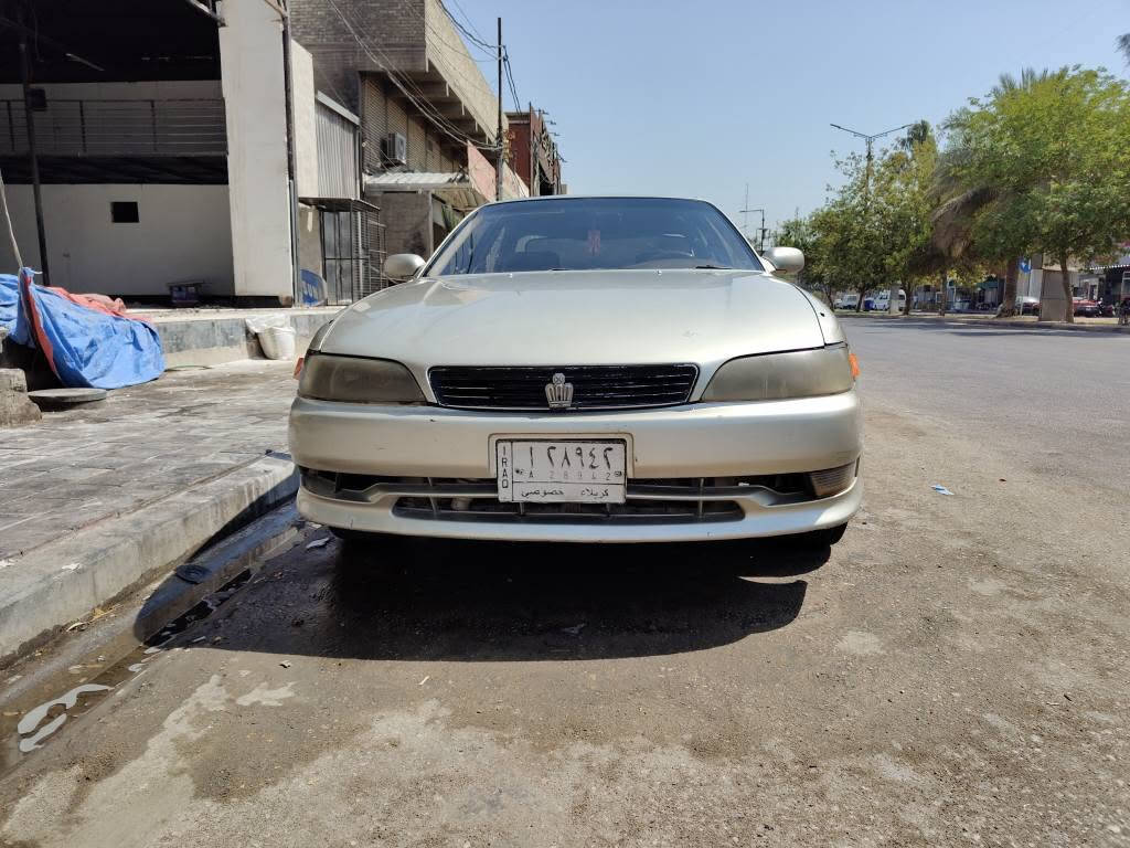 مارك 2 موديل 1993 محرك ونجي تبريد ثلج تعمير جديد عوزها بس بطاين كهربائيات كله شغاله السياره بيها جاملغ عكس السايق مكصوص للستفسار *********** النجف, العراق
