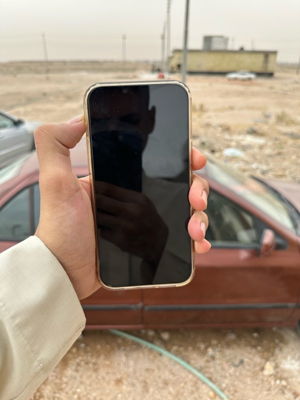 ايفون 13 برو ماكس • مكفول • كامرات تراب