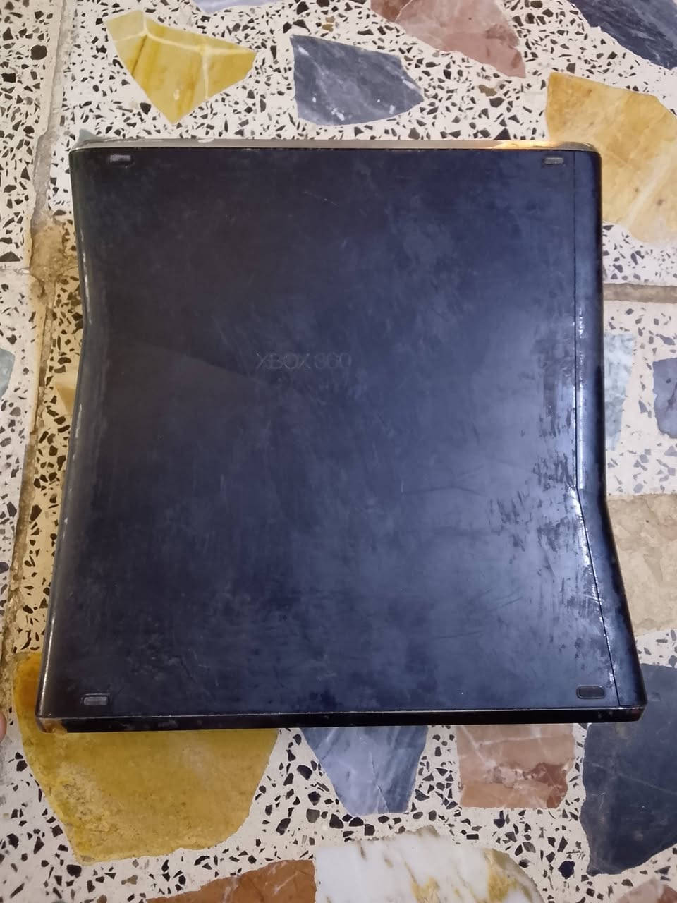السلام عليكم اكس بوكس 360 البيع نضيف  سلم بي العاب 38 الهارد 250 مكان بغداد الباويه رقم *********** سعر 110 وبي مجال
