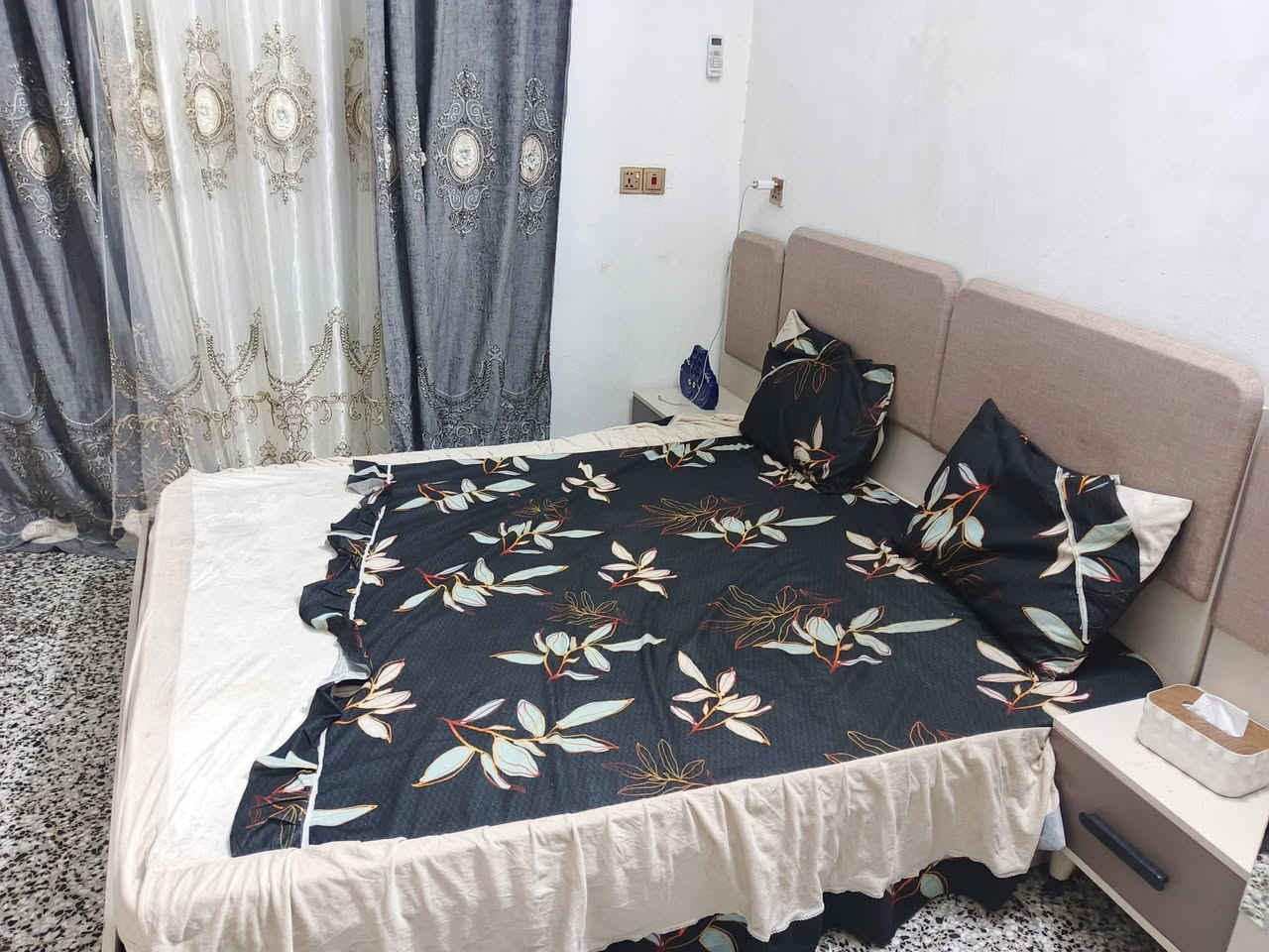 السلام عليكم غراض مستعمله للبيع بيع مستعجل. ***********
