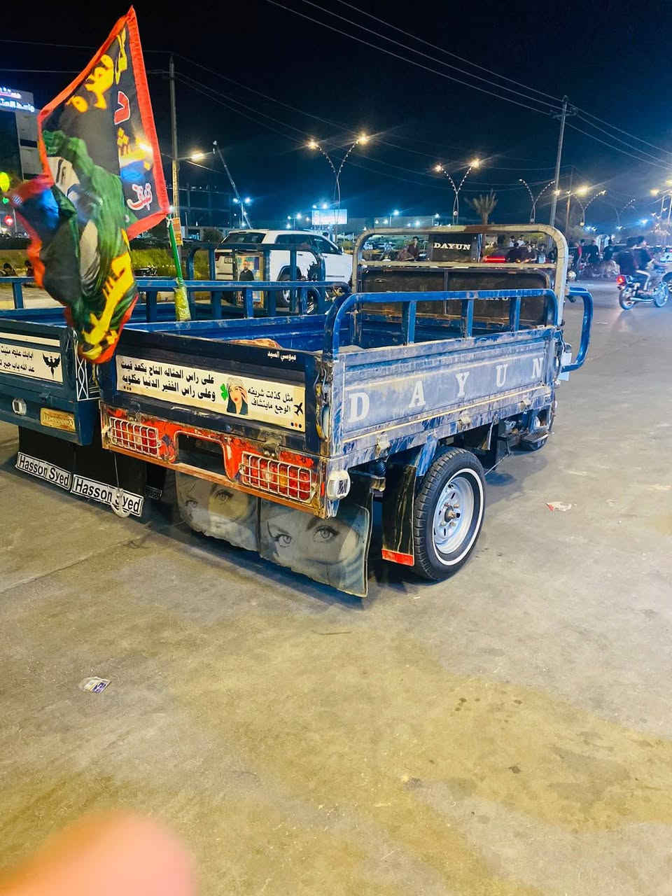 سلام عليكم اخواني ستوته موديل 20 ومحرك جديد تبديلتين دهن فقط مبدله وتخم تاير كامل ابو الخط اصلي وكير بوكس جديد الستوته خير من الله كلشي ماعوزه سلف هندر لاستفسار عل رقم ***********
