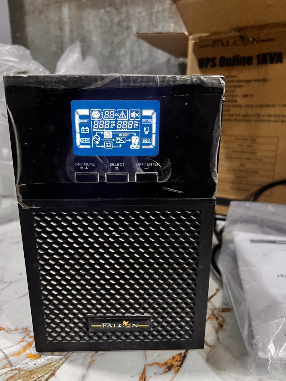 ups اولاين 1 kv من شركة فالكون يشغل شاشه حجم 65 و بلي ستيشن 5 تقريبآ 5 او 6 دقائق سعر 150 الف مكاني النجف