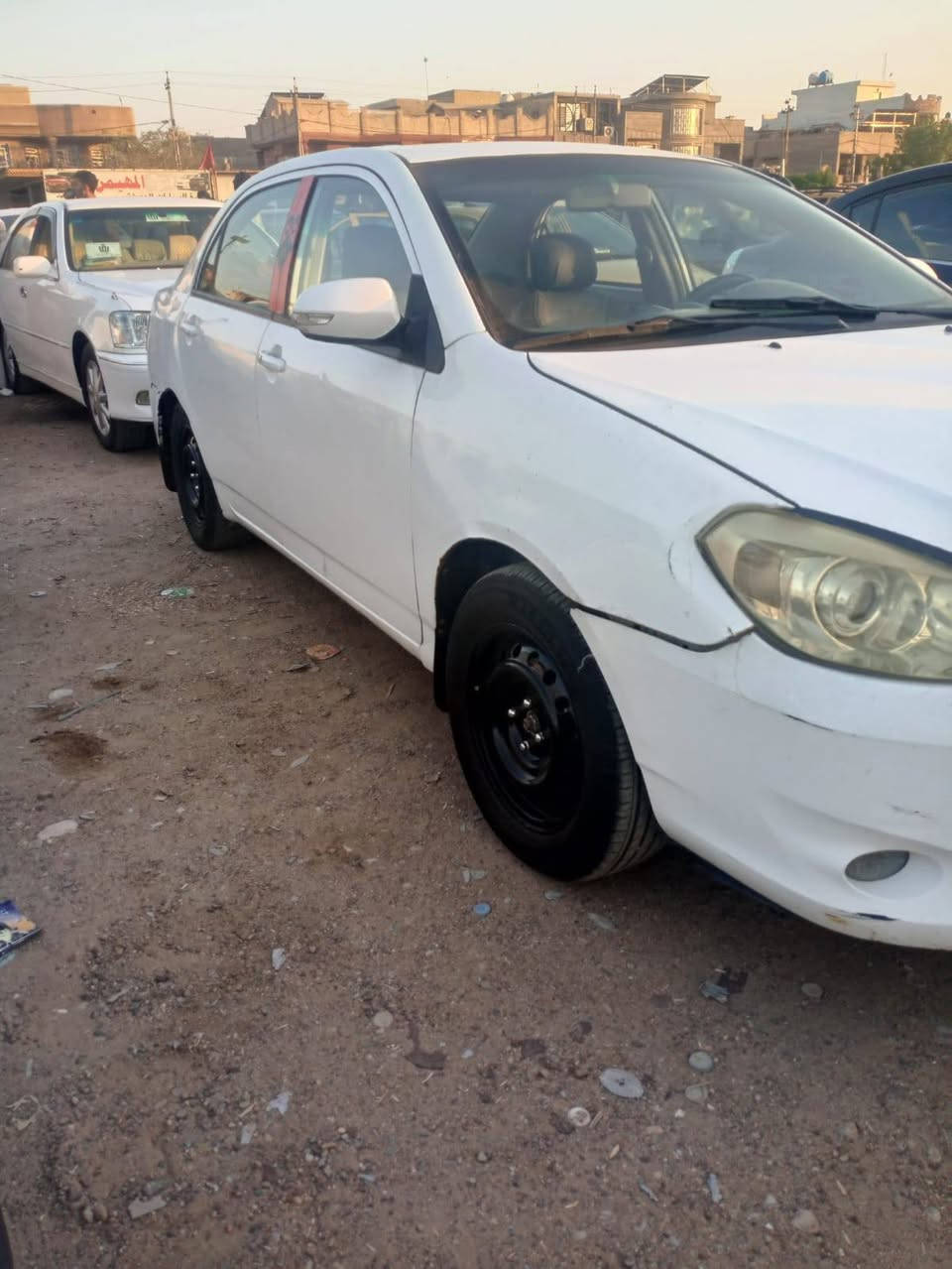 السلام عليكم من رخصتكم بي واي دي (BYD) موديل 2013 خصوصي نظيفة ومرتبه سعر ٤٥ بيها مجال  للتواصل ***********
