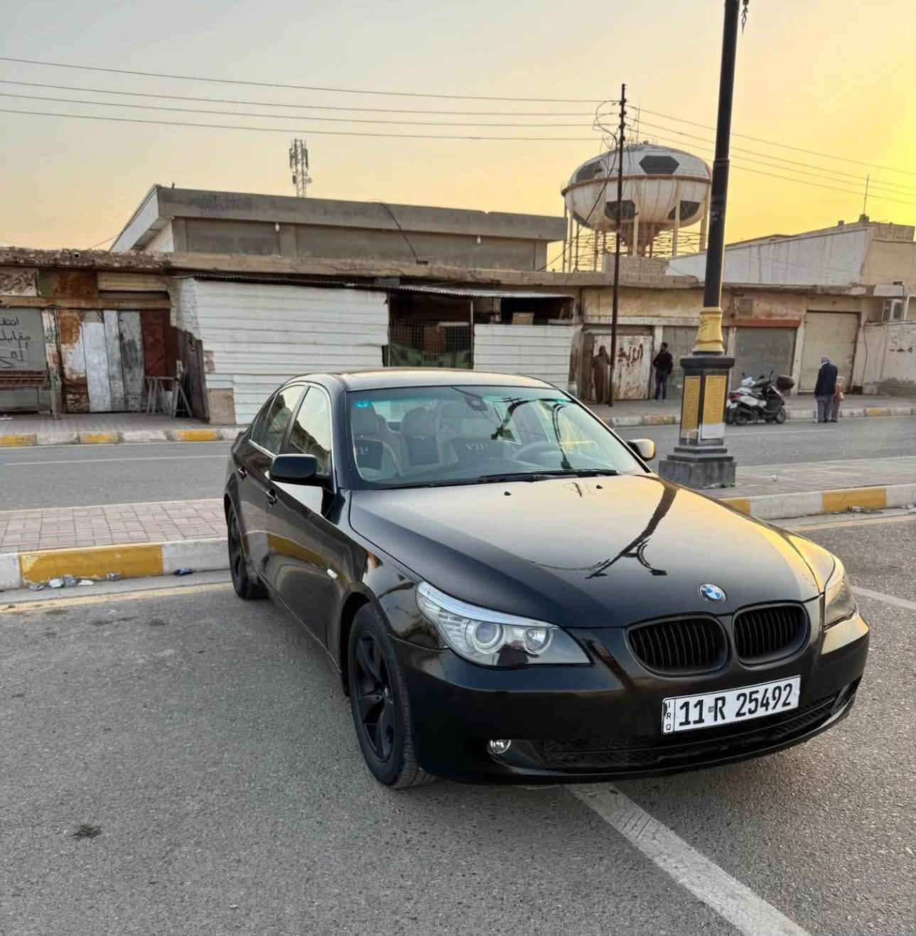 Bmw E60 2008 n52
فتحة
بصمة
مقاعد جلد
تحكم مقاعد
كير كوبرا سبورت وعادي واوتو
السيارة مصبوغة حزام 
حادث امريكا جاملغ خلفي
لايت عالي زنون
السعر 110 وبيها مجال
***********
