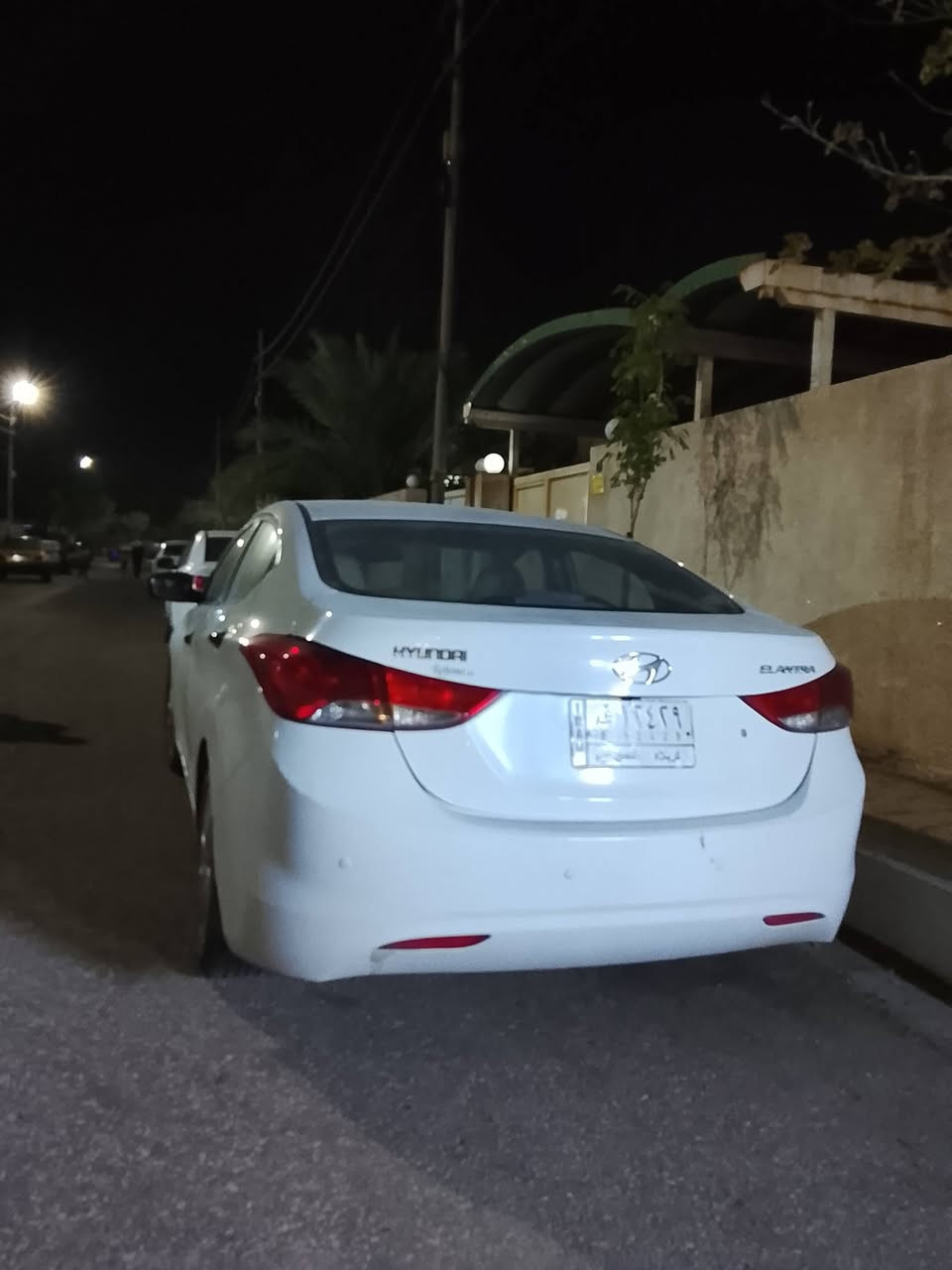سلام عليكم الانتره موديل 12 محرك 1800.    3 قطع. نضيفه رقم كربلاء سعر 90  رقم ***********
