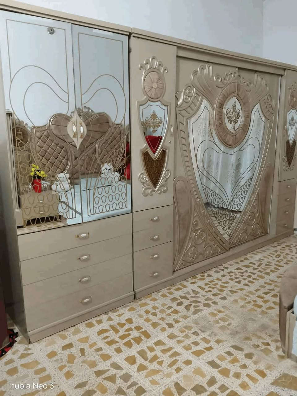 غرفه اخشاب • تركيه • نضيفه