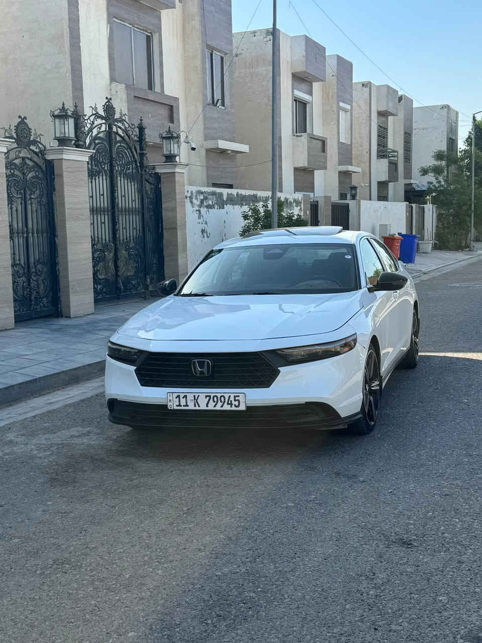 � للبيع أكورد هايبرد موديل 2023
بدون مراوس 
🔹 الحادثة بالشفّة مال البنيد فقط
🔹 مصبوغ حزام كلير للجمالية بأمريكا
🔹 السيارة نظيفة كلش
🔹 بصمة
🔹 فتحة
$هايبرد 
🔹 سبورت
🔹 ماشية 70 ألف كم
للاتصال ***********
📍 الموقع: الفلوجة – الشارع العام
💰 السعر: 148 ورقة

السيارة كلش نضيفة وتستاهل

