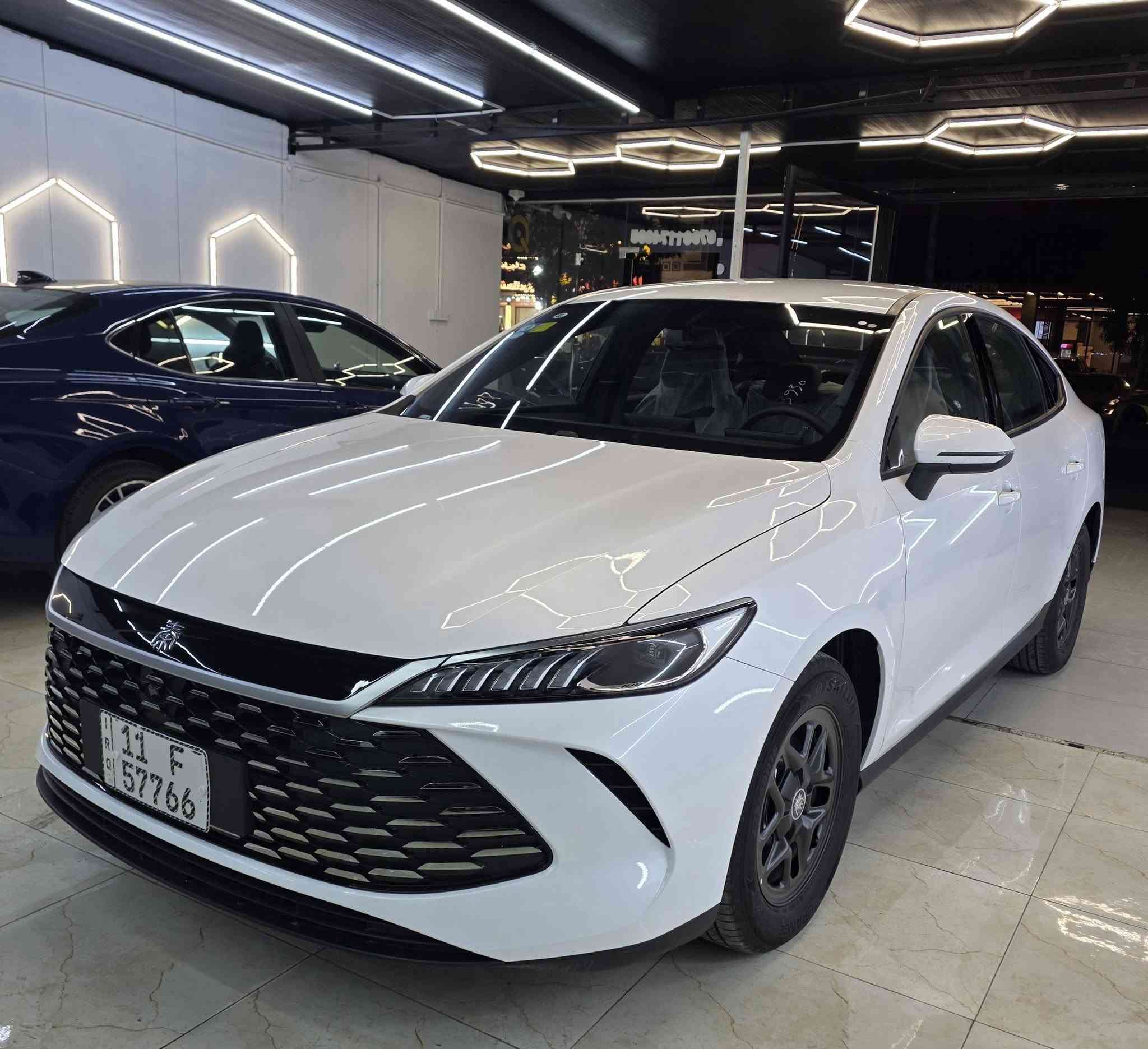 BYD كن بلاص
مكفوله كفاله عامه رقم بغداد بأسمي ماشيه 2000 بطاريه وبانزين 
السعر 19500 نهايتها 
***********
