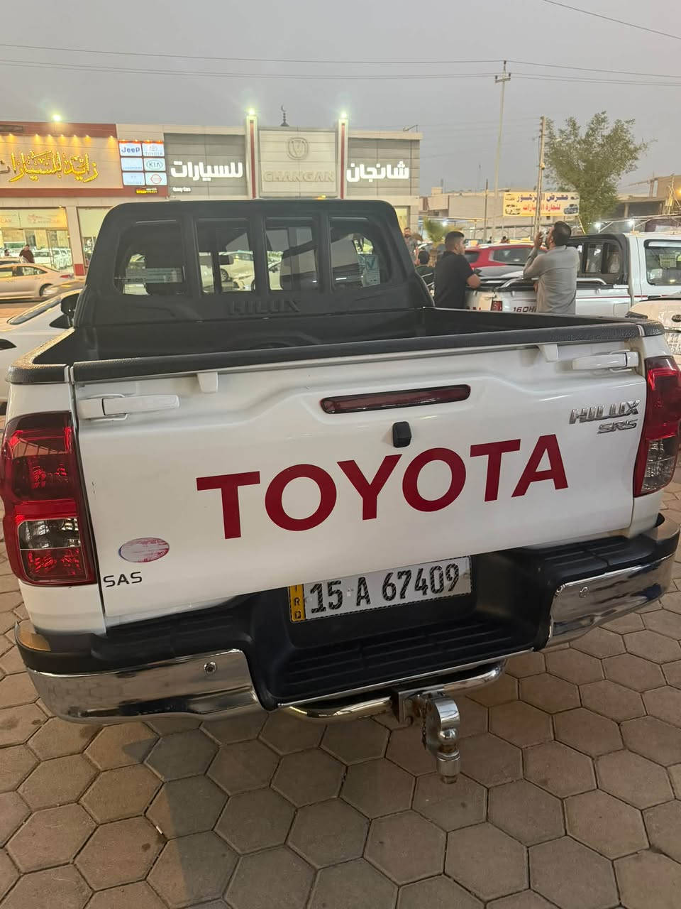 تيوتا هايلكس موديل 2020 مكفوله كفاله عامف فول موصفات ماشيه 160الف السعر 250ورقه وبيها محال قليل ***********
