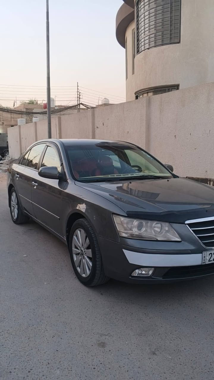 السلام عليكم عندي سوناتا أمريكي ٢٠١٠ مقدس حادثه جاملخ الأمامي مال العبري فقط بدون دواخل والباقي مكفول حجم ٢٤٠٠ اربعه استندر . كير مكينه حداديه مكفولات رقم اربيل 
السعر ١٠٥ وبيها مجال واني مكلف بالنشر لحد يراسلني للإستفسار الاتصال على هاذ الرقم *********** 
مكان السياره كربلاء
