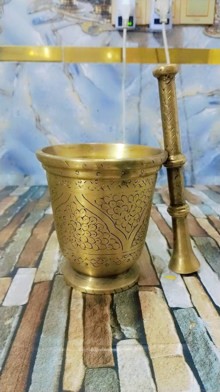 سلام عليكم عندي هاون صلي للبيع لي يريده يجي خاص او هاذه رقمي *********** مكاني رمادي
