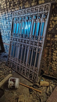 شباك • نظيف ٩٠٪ • ٢م×١٫٥م