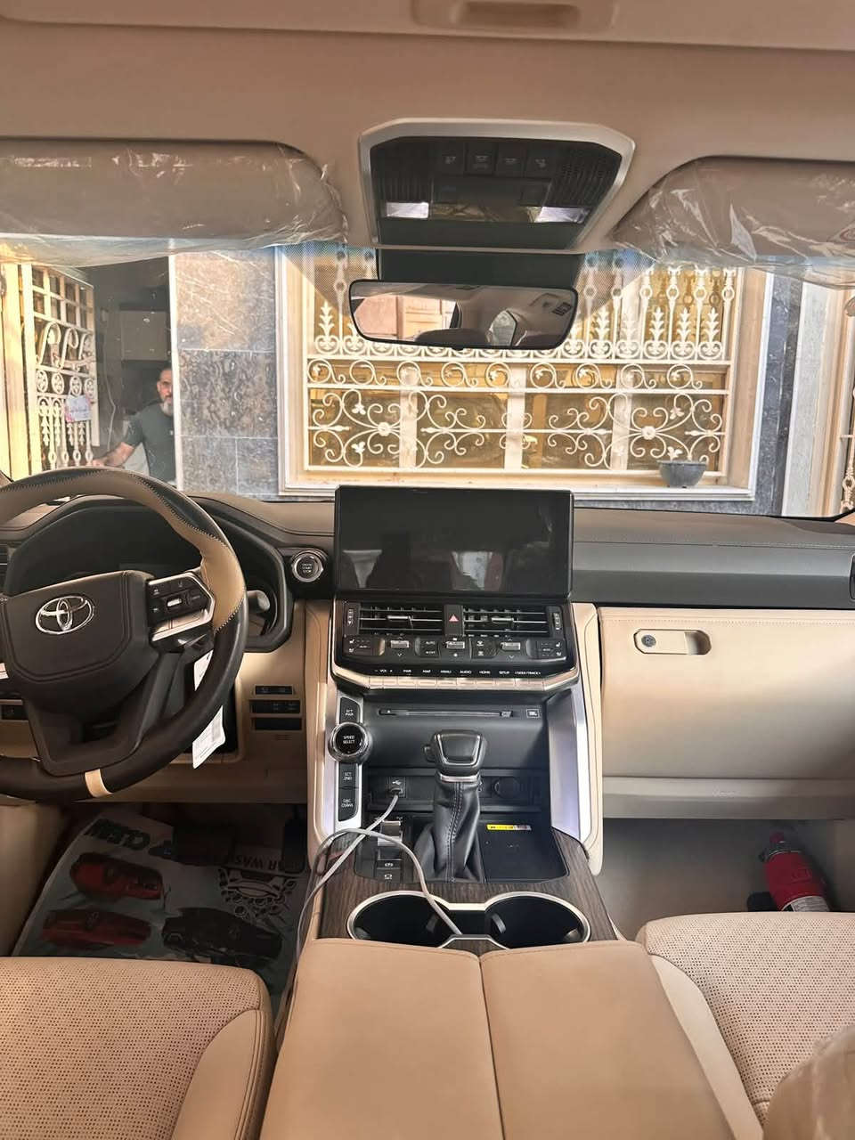 لاندكروزر VX • ٢٠٢٤ • زيرو ٤٠٠٠