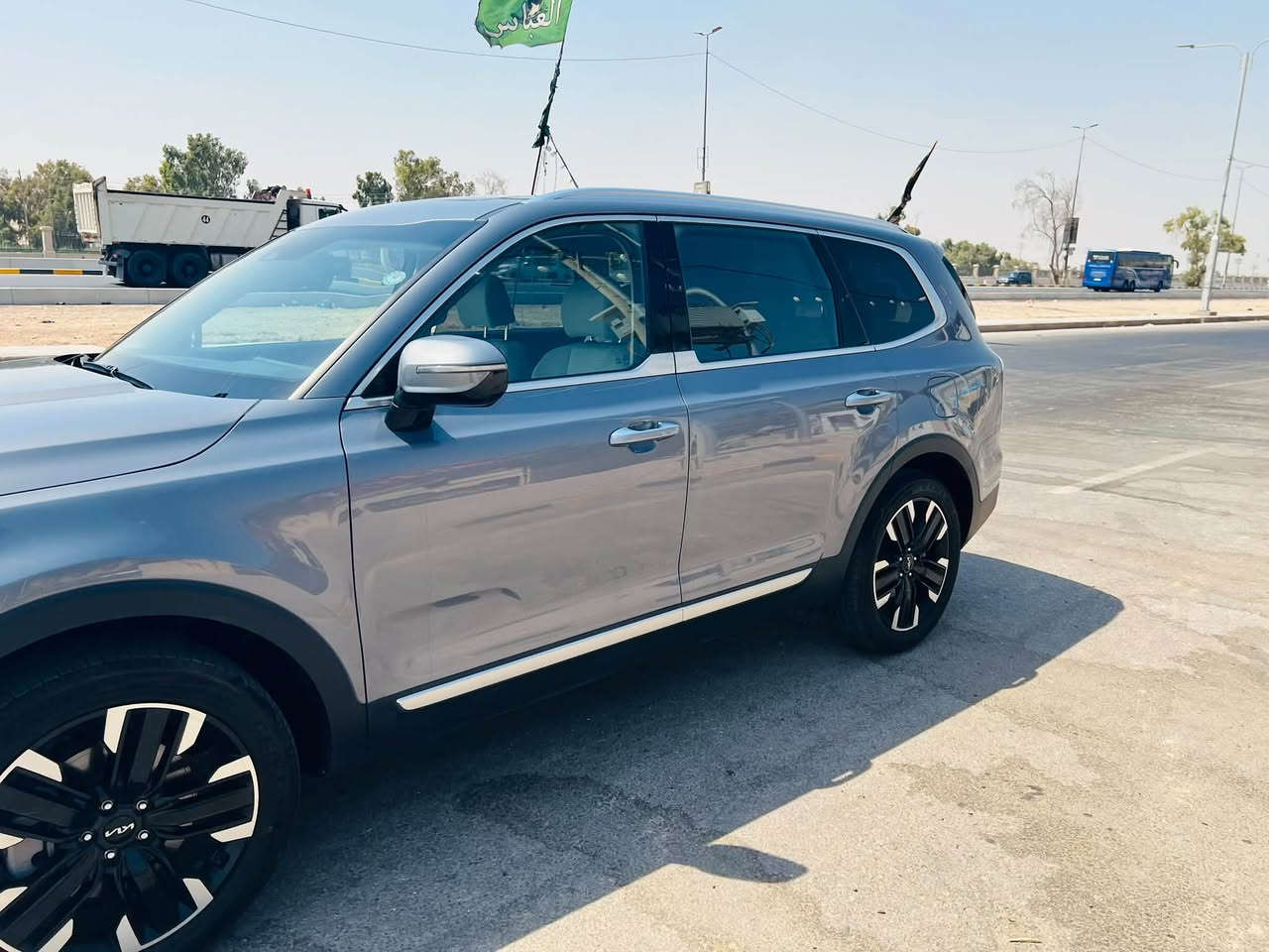 تيلورايد SX 2023 فول وارد امريكي فقط بنيد صبغ
أعلى فئة ومواصفات كيا تيلورايد فئة SX

فول مواصفات للاخير  

رقم اربيل  انكليزي

محرك 6 سلندر 3800 

ويل كب حجم ٢٠ اطار نقشة خشنة  

كامرات 5 محيطية مراية داخلية كامرة 

بصمة ابواب امامية  

وبصمة تشغيل وتشغيل عن بعد

لايتات زينون عالي ناصي عدستين 

اشارة في المرايا الجانبية مع حساسات الاجتياز 

مصابيح ترحيب في مقابض الابواب 

ترحيب بالمرايا 

رادار امامي تفاعلي للتوقف 

التلقائي امامي خلفي وجانبي 

السيارة بانوراما فتحتين سقف 

حساسات امامي خلفي

غرفة السيارة جلد نابا ابيض نقشة 

تحكم كهربائي متكامل لمقاعد  المقدمة 

المقاعد الامامية  تدفئة وتبريد  

شاشة دشبول كبيرة لمجموعة 

من الايعازات والضبط

بردات اصلية للابواب الخلفية 

مقاعد وسطية تطوى كهربائيا ويدوية الفتح 

انارة ليزرية محيطية متعددة الالوان لأنارة دواخل السيارة 

مرايا جانبية شفط كهرباء 

خاصية تحديد المسار والتنبيه عند الخروج من المسار 

المقعد الوسطي منفصل  VIP

تبريد السيارة 3 قطع 

تحكم ستيرن جهتين متعدد الايعازات 

وضعيات القيادة عدد 5 

تنبيه بالارتجاج في المقود عند الخروج من المسار او عند الرجوع 

كشن السائق مساج وذاكرة 

جنطة كهرباء فتح واغلاق 

ستيرن تدفئة  

وضعيات قيادة + 4x4

اوتو هولد + اوتو ستوب 

تحديد مسار الي + مثبت سرعة 

تبريد خلفي منفصل 

شاحن واير ليس 

منافذ شحن بالكشنات وبالخلف 

سستم صوت هارمن كاردن 

السياره فقط البنيد مصبوغ فقط 

للاستفسار الاتصال  ***********

مكاني النجف الاشرف 

السعر 310ورقة

-عداد المسافة ٣٩ الف مايل
