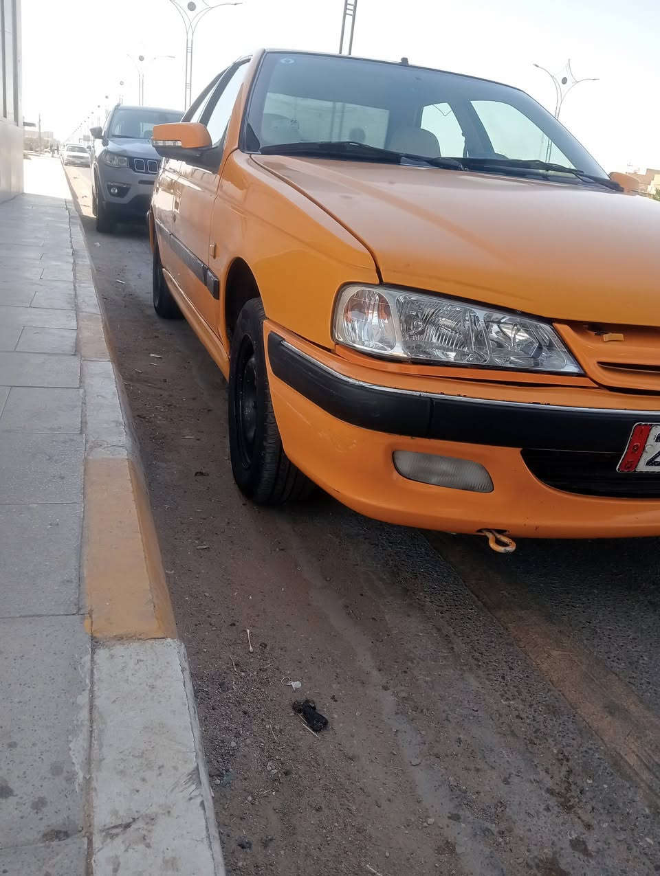السلام عليكم بيجو بارس 18حره تحويل مباشر مصفره هيه وغرامات سياره جاهز كير مكينة حداديه تبريد تخم تاير سياره جاهزه غاز بانزين السعر 48 وبيه مجال العنوان ناصريه مركز ***********.  *********** علي العبادي
