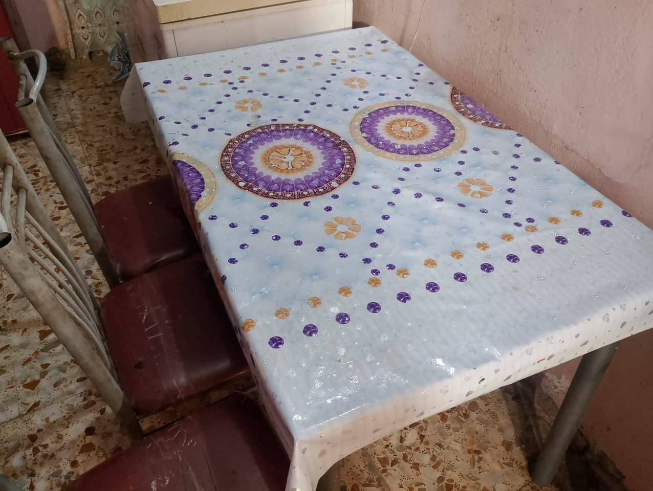 كنبة زاوية • كاونتر • ميز تلفزيون