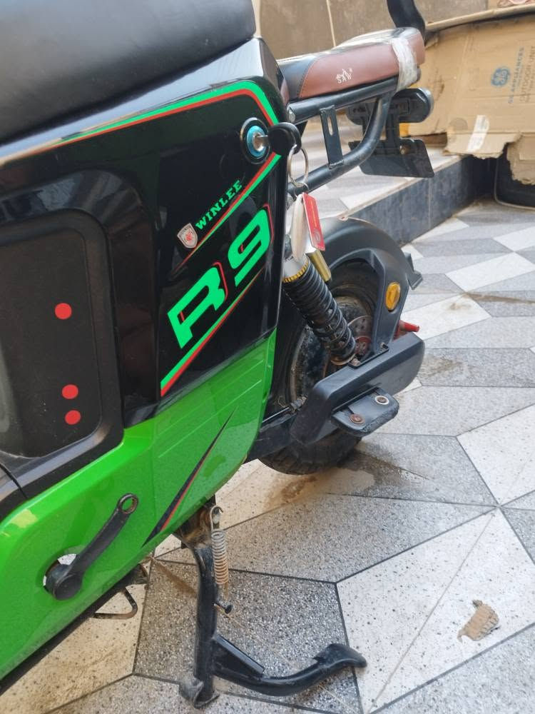دراجه شحن R9 مديل 2026 شهر 4 بطاريه 32السعر 450 البصره شط العرب الصالحيه *********** البصرة, العراق

