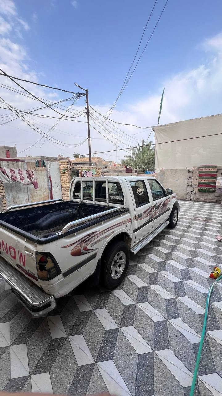 سلام عليكم
 سياره كنوه للبيع مديل 2009 السياره بدون رقم يعني ادوات تخم تاير حداديه محرك كير اكسل مكفولات سياره جديده كهربائيات شغاله السعر 20وبيه مجال 
المكان:ناصريه قضاء سيد دخيل 
الاتصال على الرقم:***********

