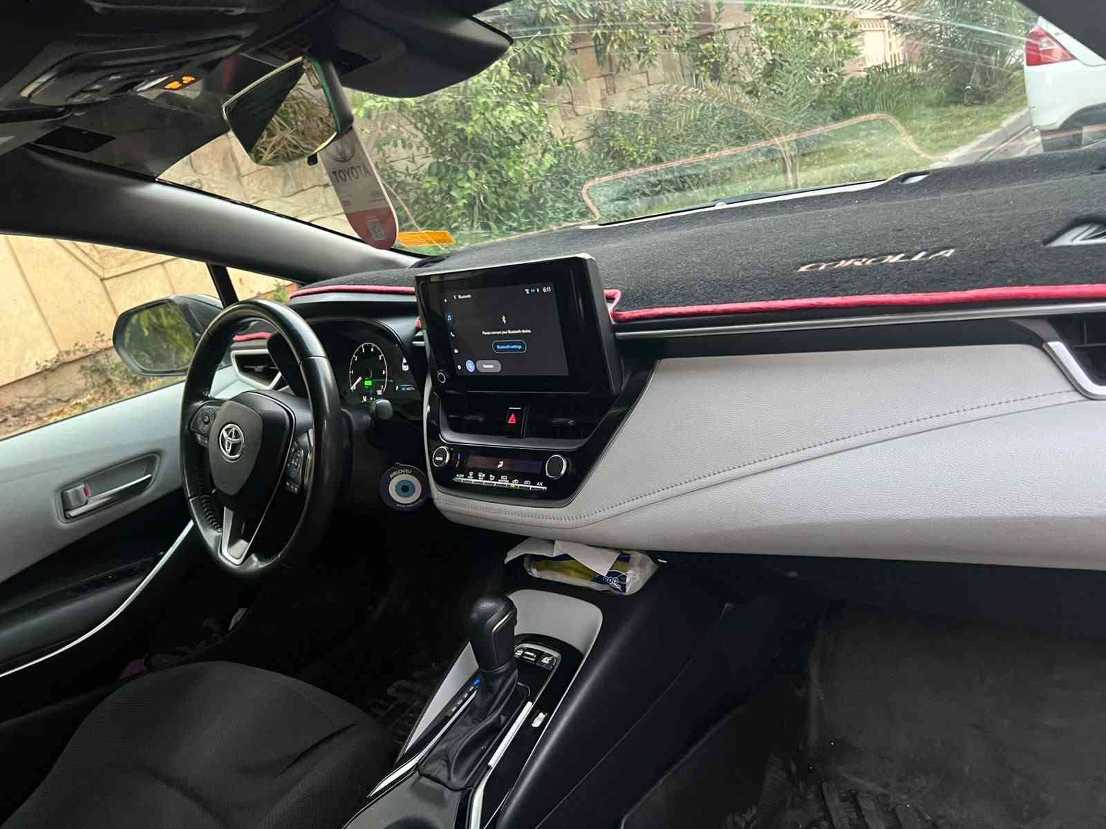 TOYOTA COROLLA  HYBRID SE 2023
تويوتا كورلا هايبرد 2023
المسافة المقطوعه 64 الف
اللون :- سمنتي 
الموديل 2023
المحرك 1800cc
الحادث : فقط بنيد مبدل
            👇👇👇
فتحة كرستال ثلاث حركات 
شاشة كبيره انفكيشن. 
رادار امامي 
 مانع تصادم
تصحيح مسار
مانع انزلاق
تحديد مسرب .
نقطة عمياء .
مثبت سرعة
هاند بريك كهربائي 
كاميرا خلفيه
كراسي مخمل 
طارة مدفية .
كراسي مدفية
بصمه أبواب
بصمه تشغيل
تحكم ستيران
شاحن وايرلس 
ويل قياس   17..
اضويه اماميه زنون LED
كشافات ضبابي LED 
اضويه خلفيه LED
حساسات خلفيه 
نظام GPS+ خرائط 
3 انظمة قياده Sport /ECO / Normal
كندشن مركزي امامي  
بلوتوث 
مدخل AUX + USB
السيارة احلى من الصور  
العنوان بغداد العامرية
السعر : 160 وبي مجال  
***********
