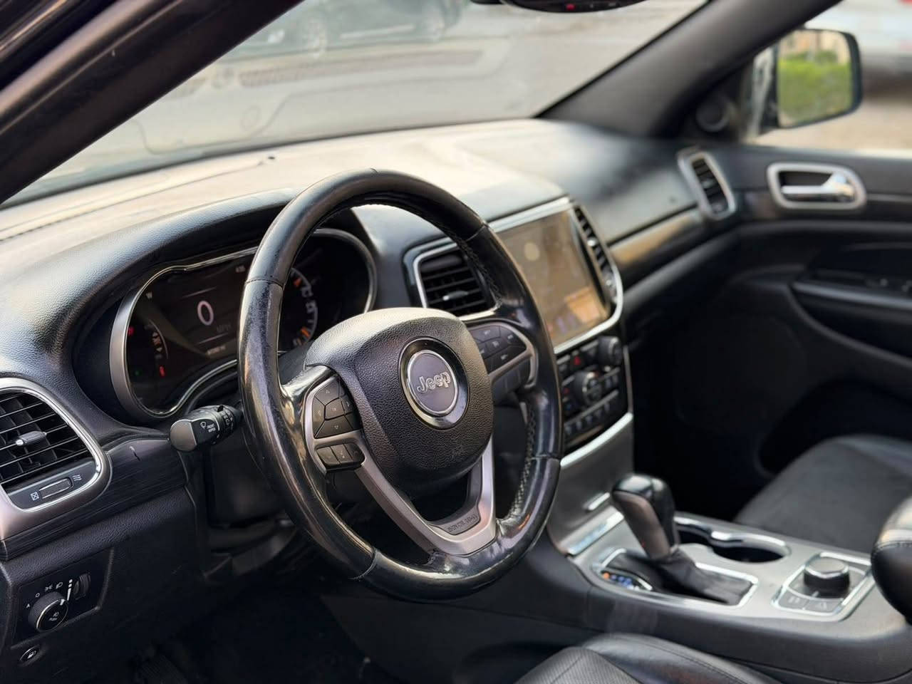 السلام عليكم 
‎جيب 2020 Jeep
شيروكي فول مواصفات 1/1
رقم بغداد باسمي سنوية وهزة جديدة 
 حادثه بنيد وجاملغات
تجي تفحص بيدك لان هذا حديد وين تاخذها اخذها عجبتك عيوني الك
ما عجبتك فدوه الك ❤️

كير محرك مكفول 
مكينه 3600

ماشية 80 الف

فتحة قف سلايت

شاشه كبيره

كشنات جلد+تدفئه 

كشن كهرباء

تشغيل عن  بعد

صندوق كهرباء

حساس خلفي + كامره دواره

رادار جانبي + خلفي 

قطعتين تبريد

بعد بيها هواي مواصفات 

السياره تخم تاير جديد باتري جديد 

ادامه كامله للمحرك ترايك مفتوح

مكاني بغداد ،

السعر 190$🔥وبيها مجال

***********

