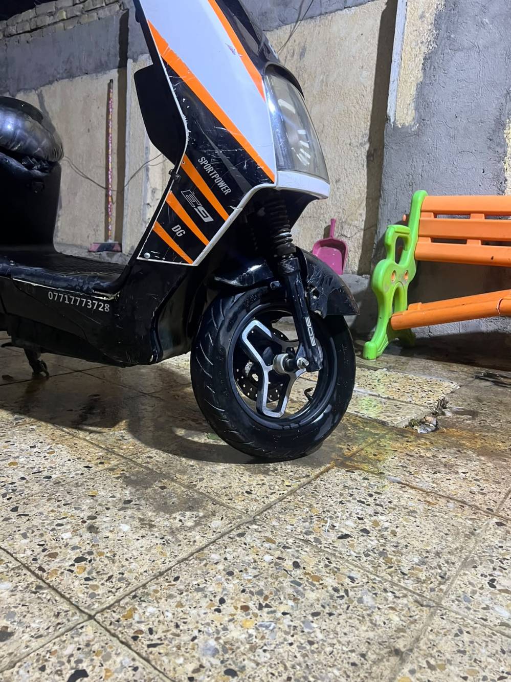 نوعحه E9 • شحن • بطاريات جديدة