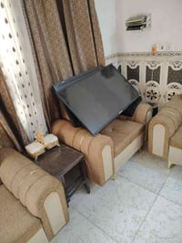 كنب • للبيع • ٢