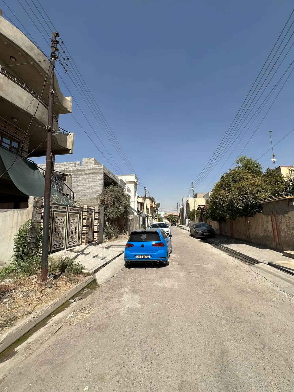 🛑عقار للبيع من :
🛑عروض مكتب ((العلاف)) لتجارة العقارات 🌟

🛑ارض للبيع مساحة 151 متر الواجهة 6.66 متر ✨

📄سند سكني ملك صرف / شرط القرآر التمليك والتحويل

❌لانتعامل برفع سعر العقار عن سعرة الأصلي نجمع البايع بالمشتري مباشرتأ _ لا نوقف البيعة بخلاف عن الدالية 

🛑موقع مميز جدأ 💥 

🌍الموقع / حي الزراعي قرب (( لارينا ماركت )) 🏫 

🛑يقع على شارع تبليط بعرض 12 متر 💥

للاستفسار 

⏮️مراجعة مكتب العلاف لتجارة العقارات 🌟

أو الاتصال 

☎️ أسيا ***********

أو

☎️ كورك ***********

⏪️مع العلاف للعقار استثمارك في آمان ⭐️

🌐عنوان المكتب / الموصل _ حي الزراعي قرب جسر السويس 🔥

📌نستقبل عقاراتكم وطلباتكم العقارية .
