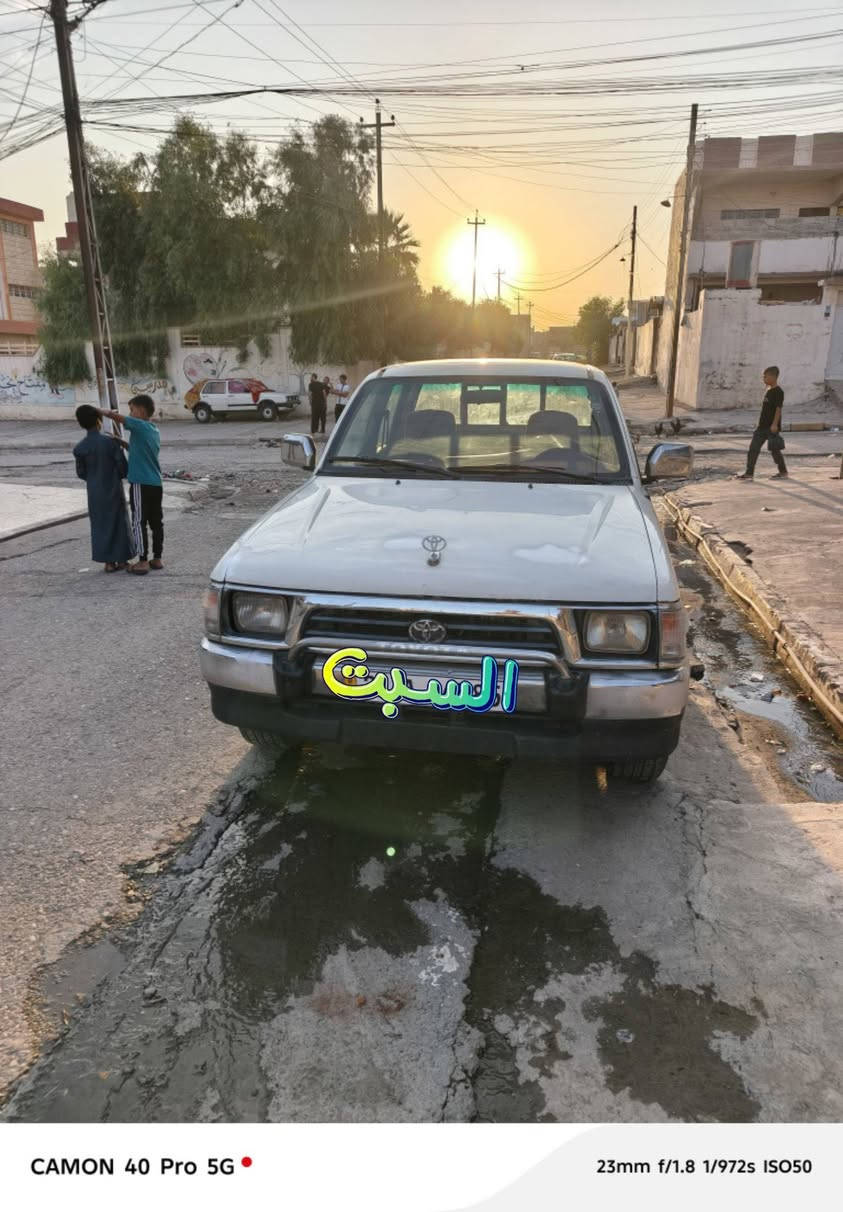 بيكم • ٢٠٠١ • احمر