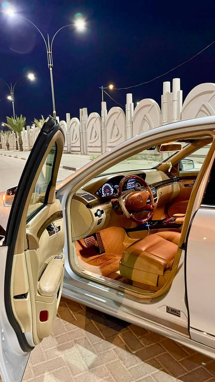 للبيع اس 300 خليجيه ٢٠١٠ باب طويل رقم بغداد سنويه ورقم جديد ، مكفوله من حادث وصبغ 
العنوان البصره ، السعر ٢٥٥$ 
سياره جديده بدون اي نقص

الي جاد بالشراء ***********
