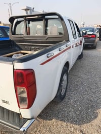 نيسان • ضربات وصبغات • البصرة