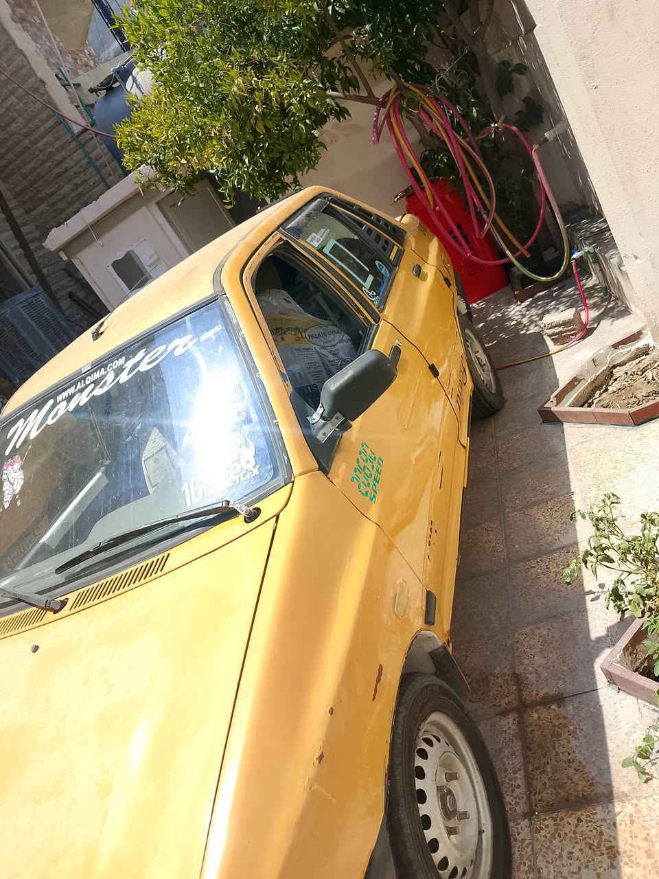 السلا وعليكم سياره البيع السعر 20 وبيها مجل كير شرط محرك تعبن دخل جديد الخراج كدم عينك شوفو نضيف كابون موجو ورقه  قديمه هيا غرامه صفر تخذ اني ملكف بل نشهر اخون ‏(‪***********‬‏)  
‏‪***********‬‏
