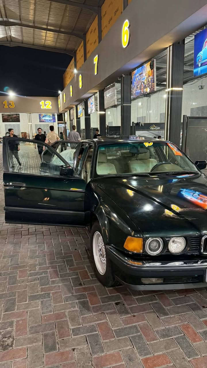 بي ام 740 • ١٩٩٣ • رقم بغداد