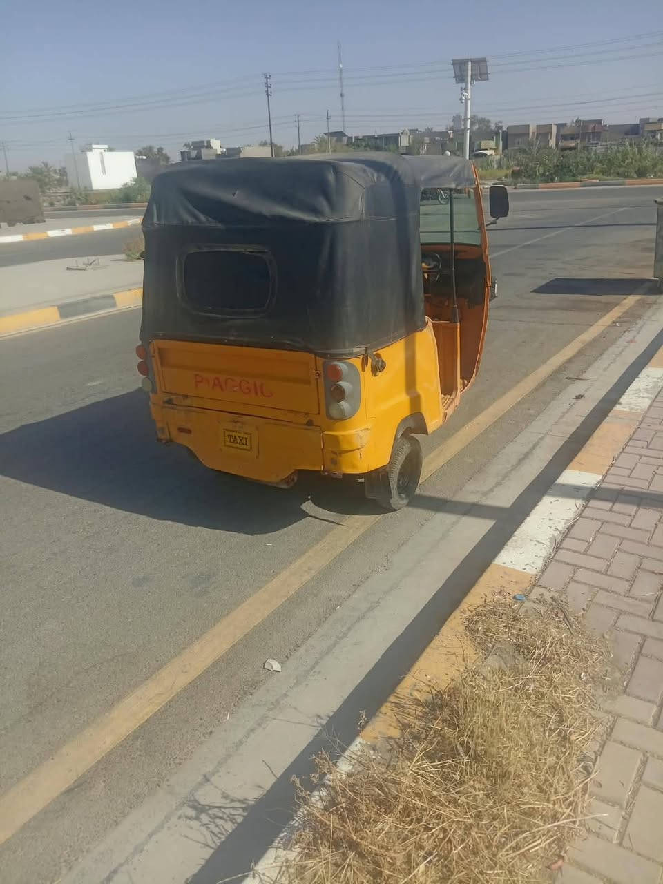 تكتك بياجو موديل 18 بلاديه مابيها دكة جاكوج ولا ضربه ولا خياس مكينه وكير جدد باتري جديد جادر نظيف كهربائيات شغاله التكتك جاهزه كبل للشارع اوراق كامله السعر مليون وبيها مجال حك الجيه مكاني ديالى بعقوبه رقم ***********
