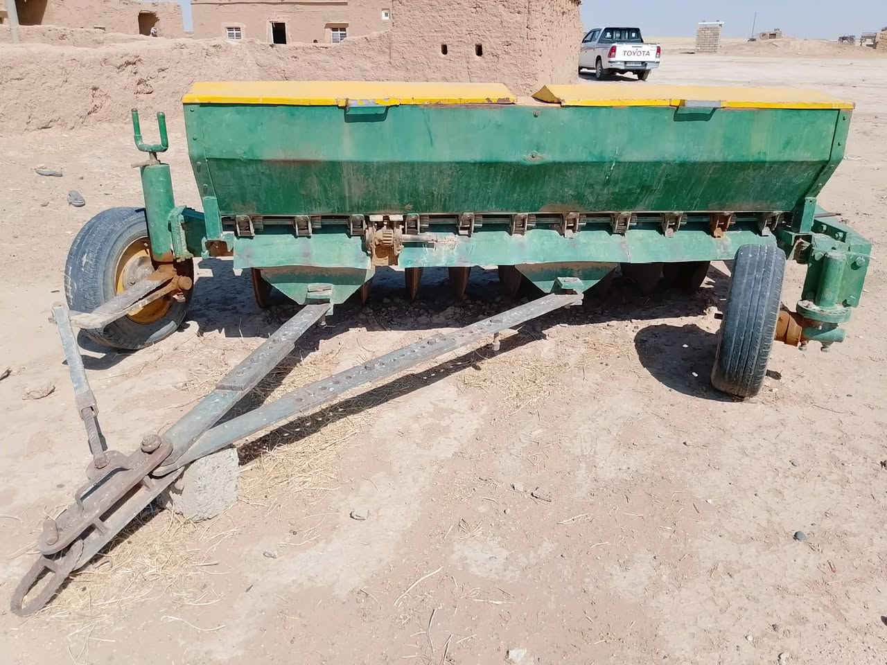 دسك للبيع 10 صاج فصال عزاوي السعر ٣٢٥٠ وبيها مجال بسيط للاستفسار الاتصال ***********
