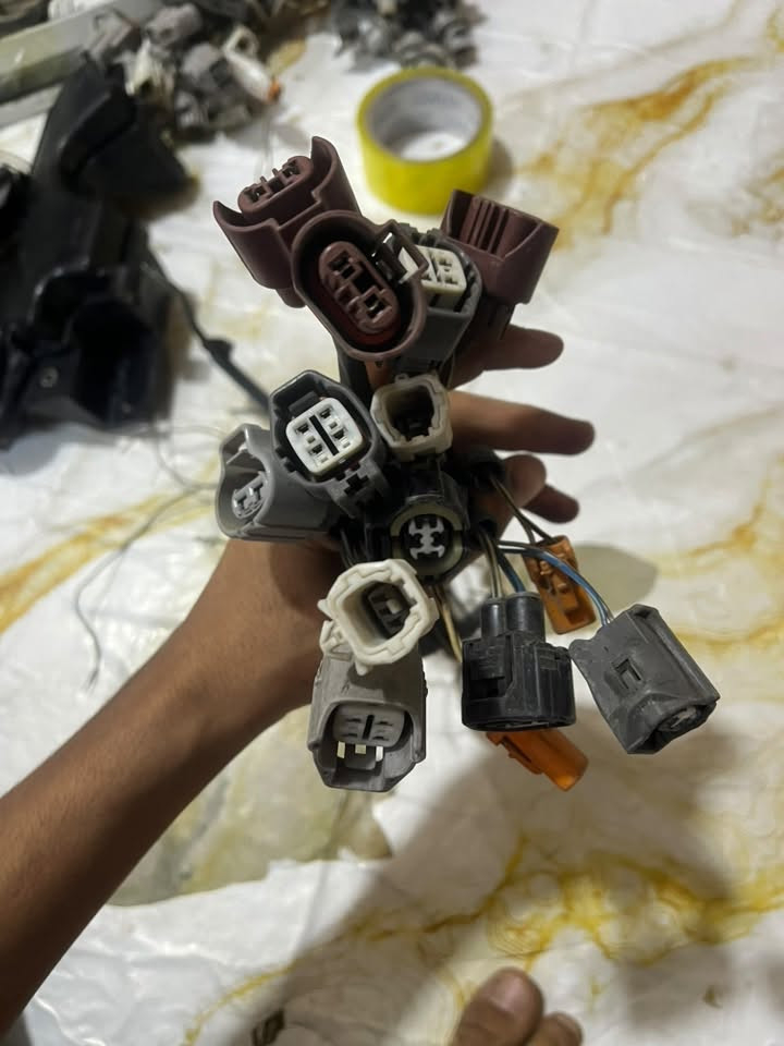 قطع غيار سيارات • دخلو شوفو