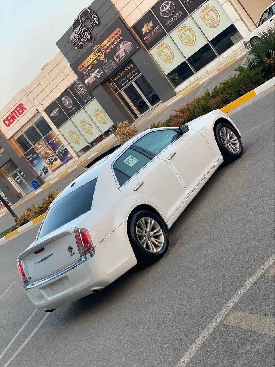 كرايسلر 300 • ٢٠١٤ • V6