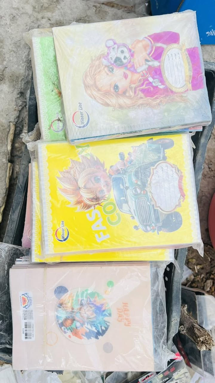 بسم الله الرحمن الرحيم (( الذين ينفقون اموالهم بالليل والنهار سرا وعلانية فلهم اجرهم عند ربهم ولا خوف عليهم ولاهم يحزنون )) بعد التوكل على الله وبجهود الأخوة. المتبرعين جزاهم الله خير جزاء وثواب أمواتهم 

 قامت جمعيه بتوزيع قرطاسية للعوائل المسجلة في جمعية مايقارب ((350 ))طالب وطالبة 
الشكر موصول للاخوة المتبرعين الذين ساهمو بشكل مباشر لاتمام هذا العمل. نسأل الله ان يحفظهم ويرعاهم لأعمال الخير .

للتبرع والمساهمة الاتصال على الارقام التالية ولكم الاجر والثواب 

***********
***********
