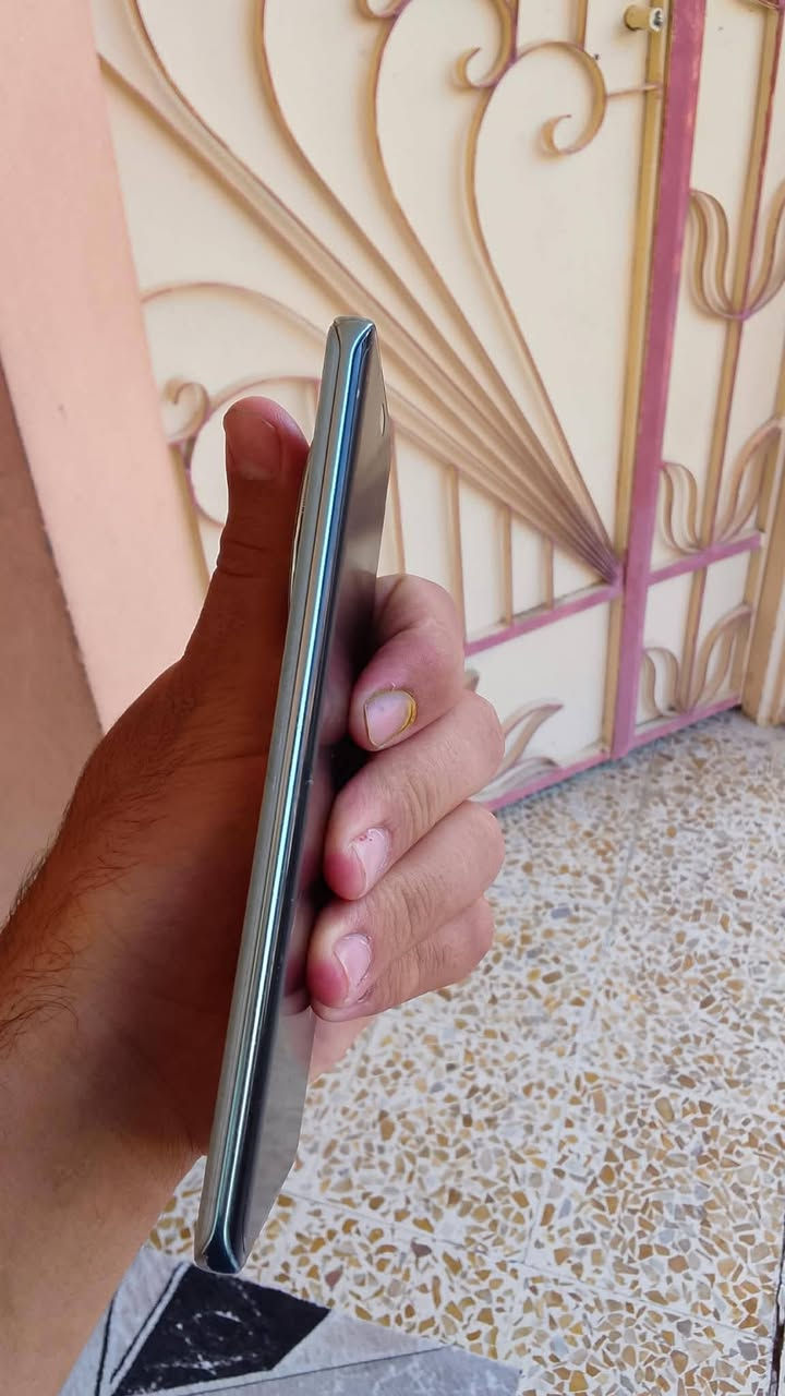 هونرX9c
ذاكره 256
دبلSIm 2
المبايل نضيف حييل مابي شخط واحد سعر خاص 
***********
