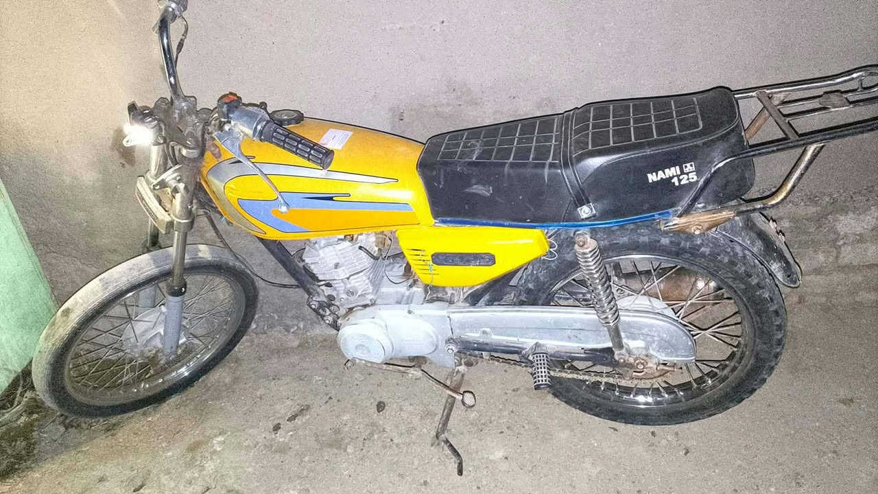 السلام عليكم دراجه كلك موديل 18 شاصي مقفوله مكان كوت *********** السعر350 بها مجال قليل
