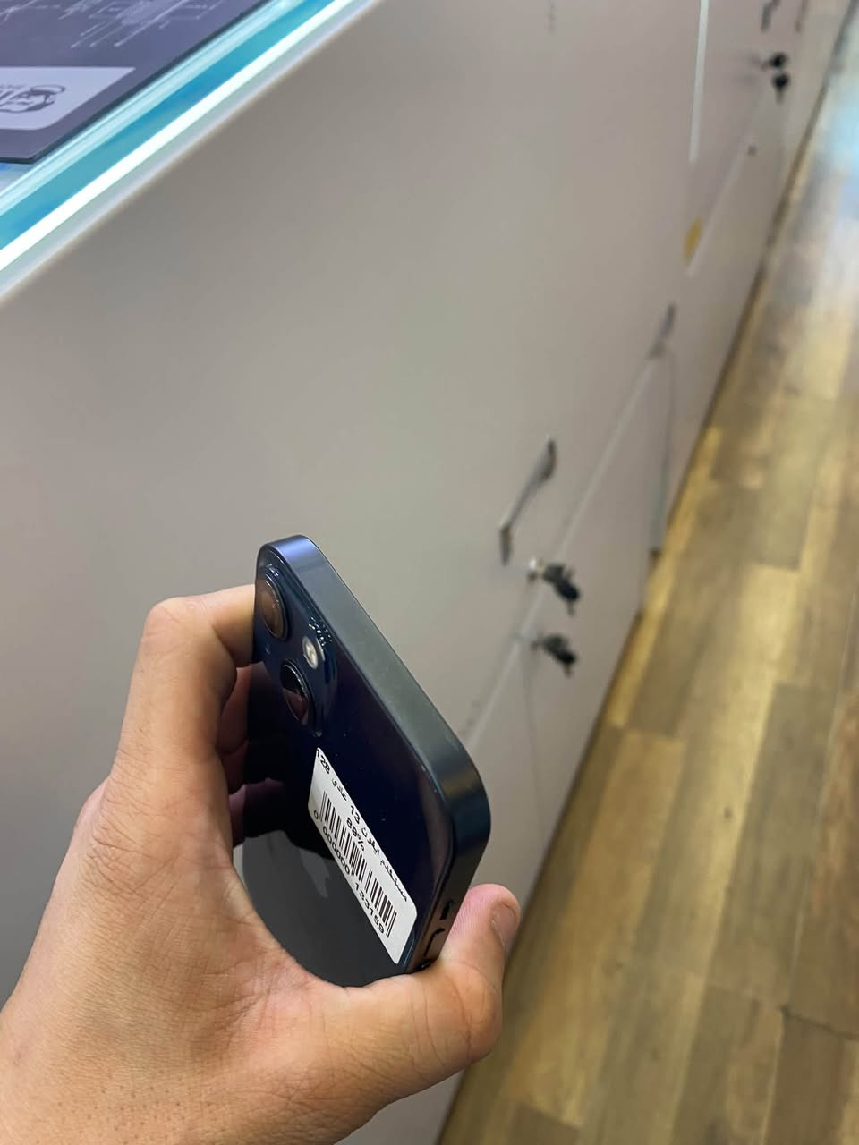 ايفون ١٣ • ١٢٨ • بطارية ٨٩